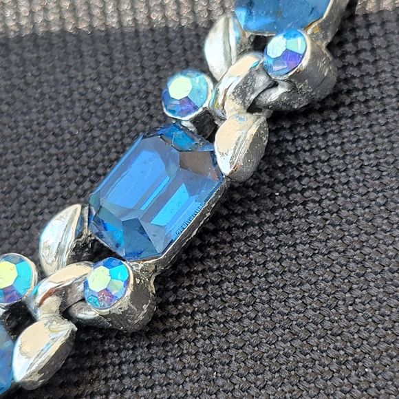 Lisner Bracelet ~ Vintage Faux Sapphire ~ Aurora Borealis ~ Pretty! *See Notes* - Picture 9 of 16